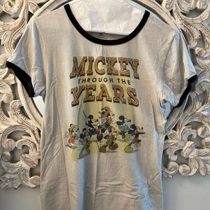 Disney parks Mickey Mouse T-shirt